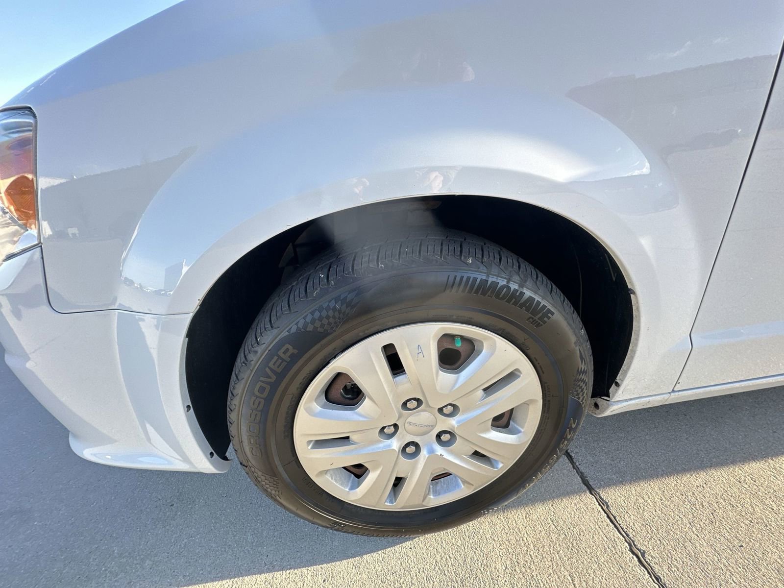 Used 2018 Dodge Grand Caravan SE w/ UConnect Hands-Free Group FWD image 30