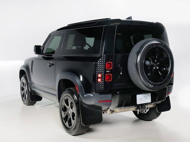 Used 2023 Land Rover Defender 90 S image 32