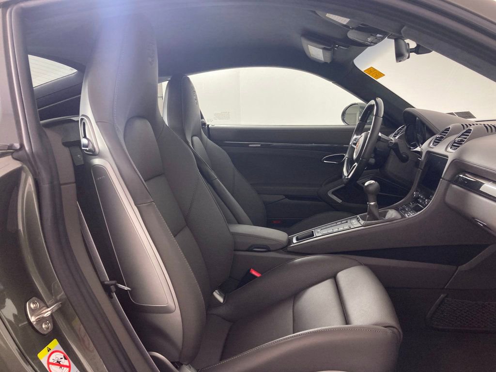 Certified 2025 Porsche 718 Cayman GTS RWD image 19