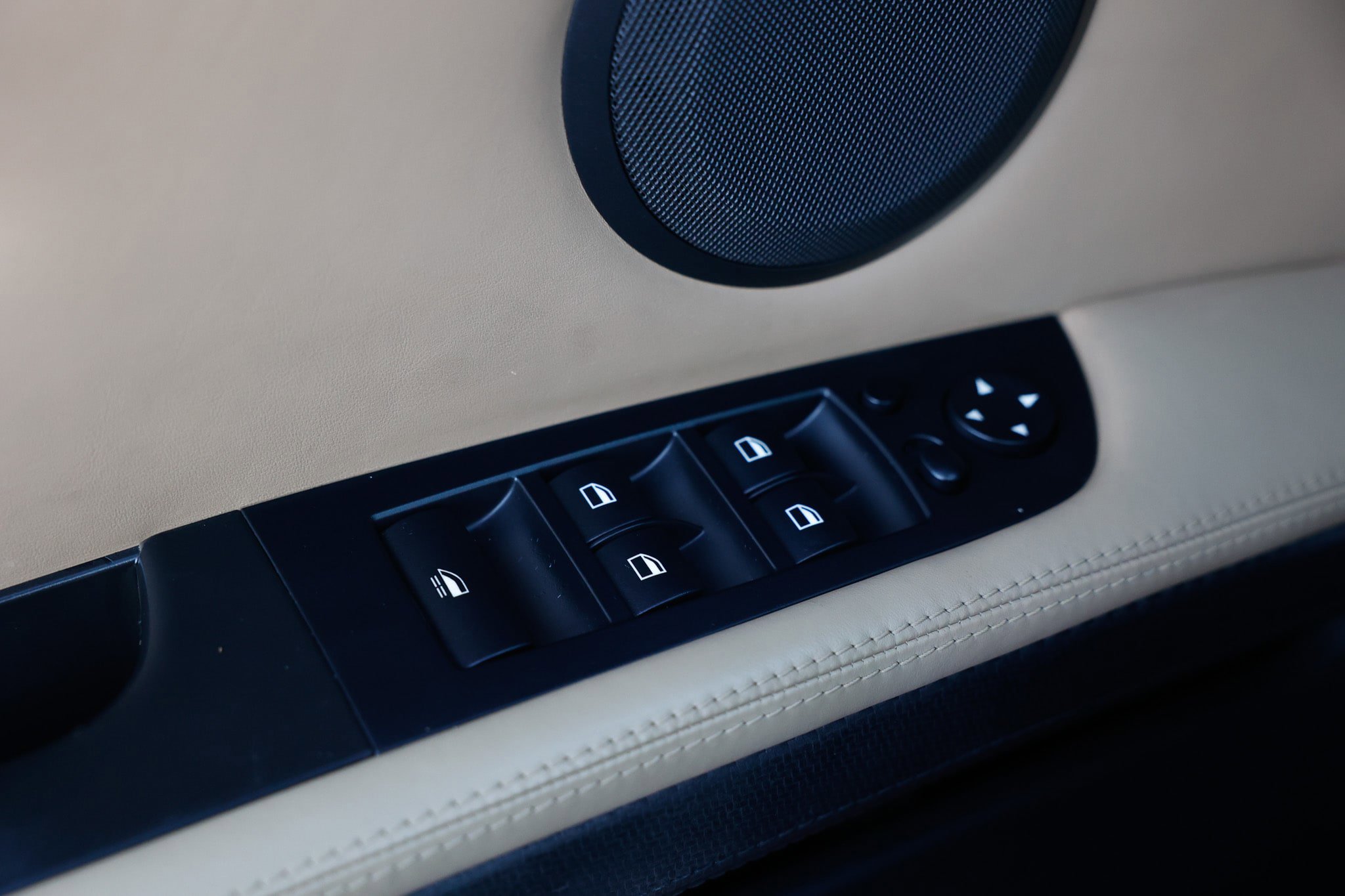 Used 2013 BMW M3 Convertible RWD image 46
