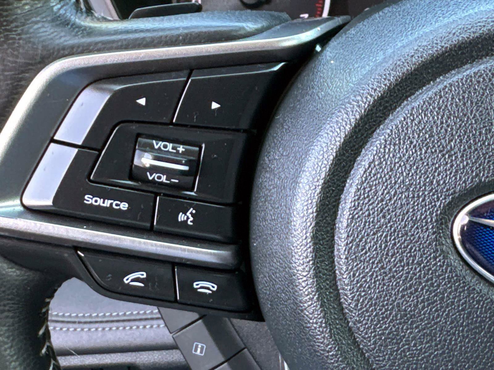 Used 2022 Subaru Legacy Limited image 22