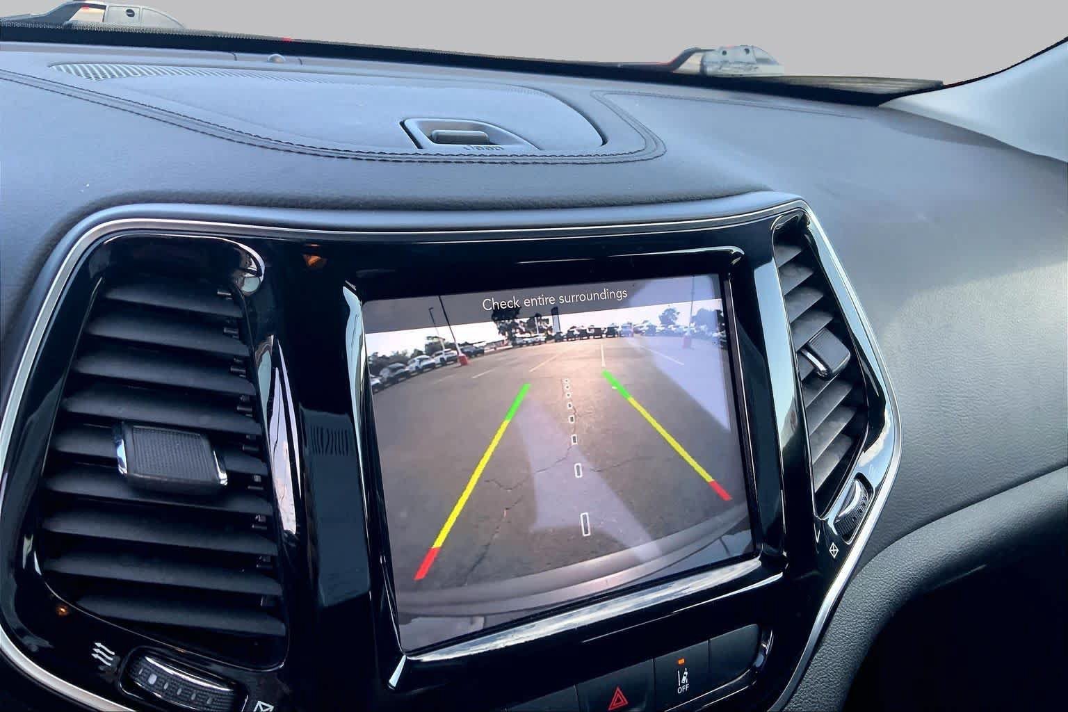 Used 2022 Jeep Cherokee Limited AWD/4WD image 27