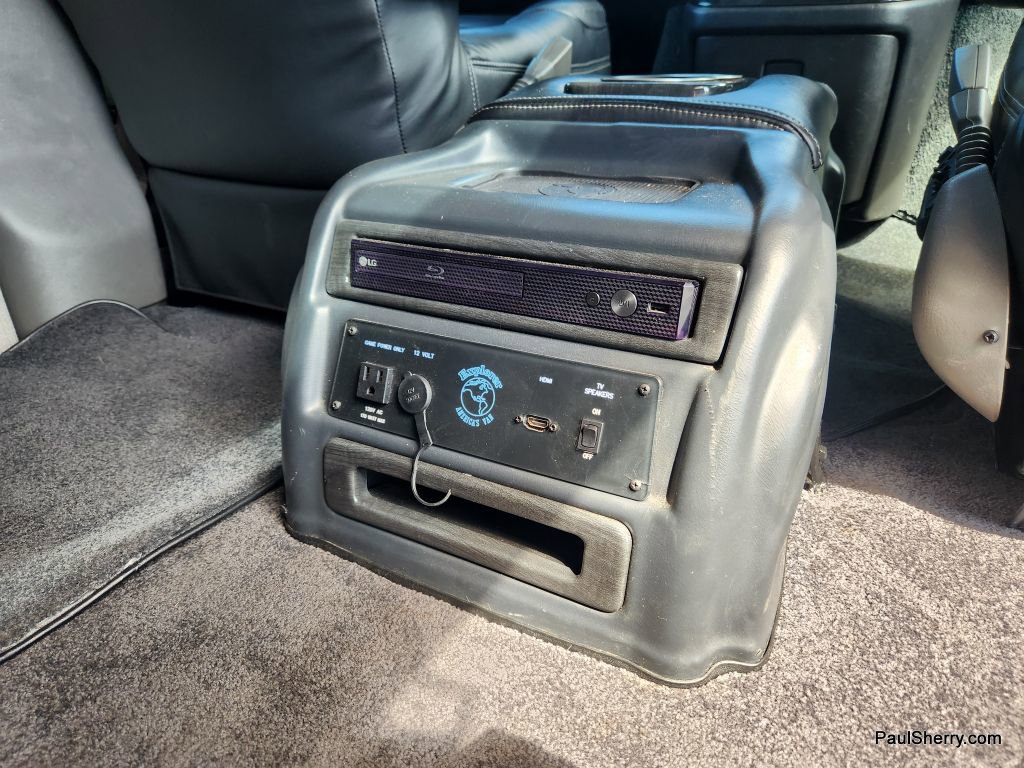 Used 2023 GMC Savana 2500 image 49