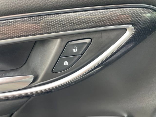 Used 2023 Buick Envision Essence w/ Technology Package I image 13