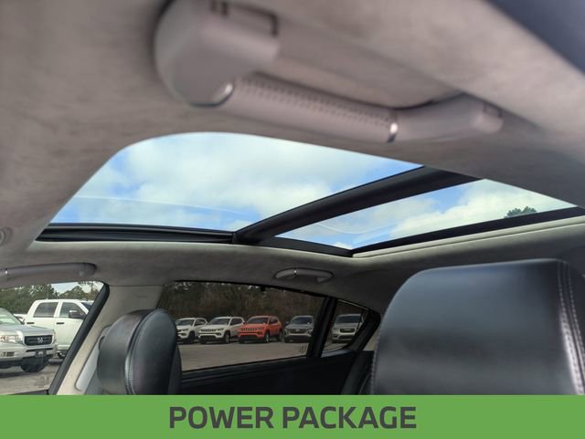 Used 2017 Kia K900 Luxury w/ VIP Plus Package image 17