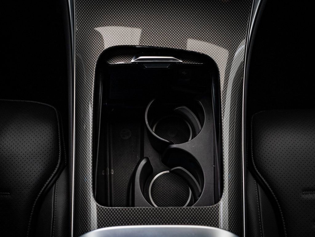 Used 2024 Mercedes-Benz GLC 300 4MATIC w/ AMG Line image 40