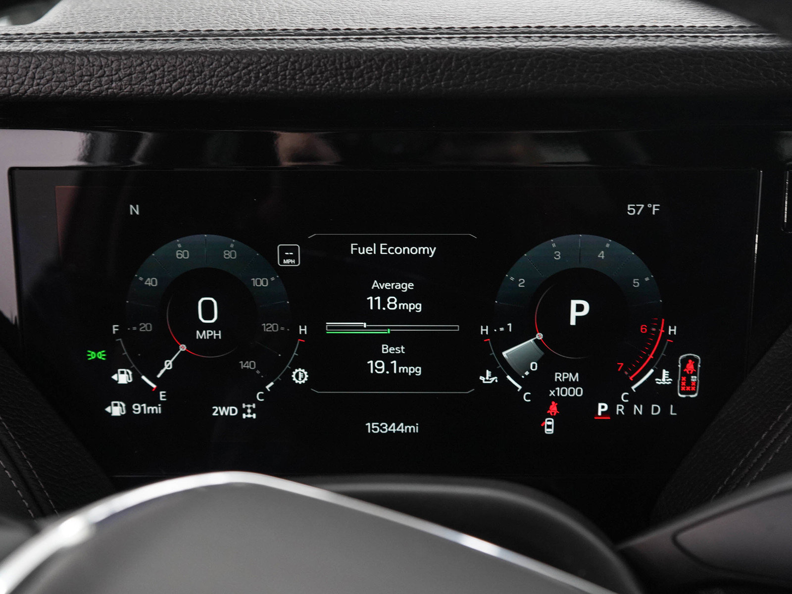 Used 2025 GMC Yukon Denali w/ Sun & Power Step Package AWD/4WD image 30