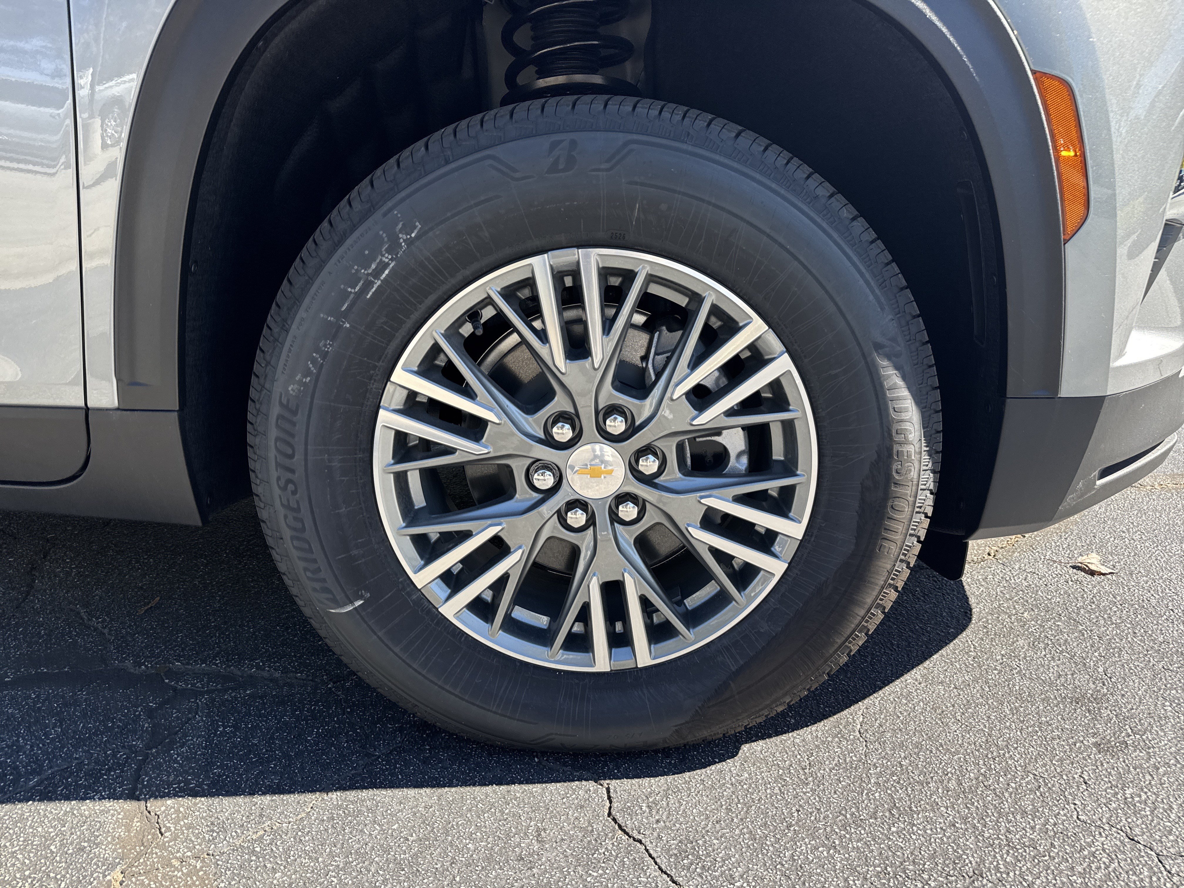 New 2026 Chevrolet Traverse LT w/ Driver Confidence Package FWD image 12