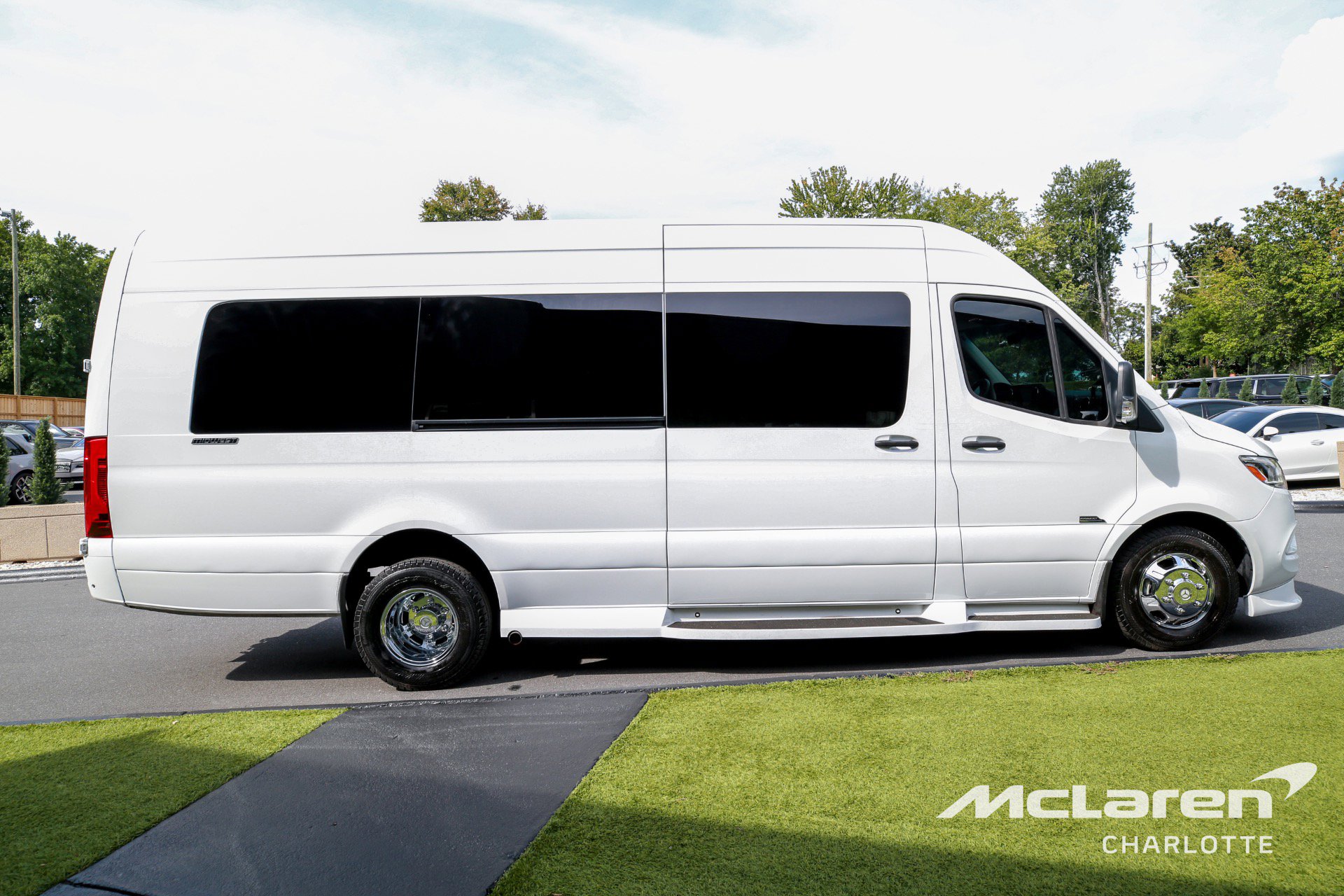 Used 2023 Mercedes-Benz Sprinter 3500 image 9