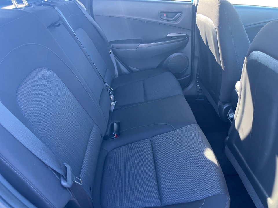 Used 2023 Hyundai Kona SEL image 33