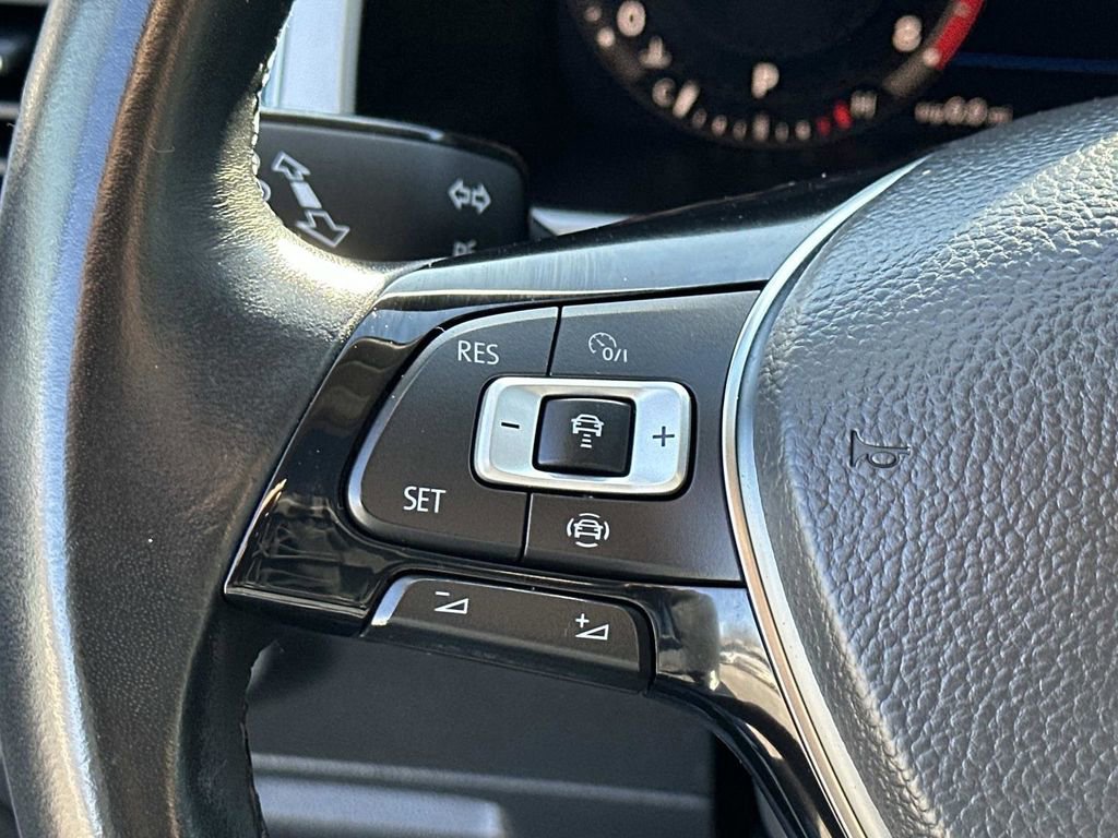 Used 2019 Volkswagen Atlas SEL Premium image 17