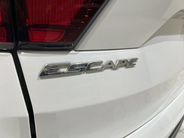 Used 2019 Ford Escape Titanium FWD image 27