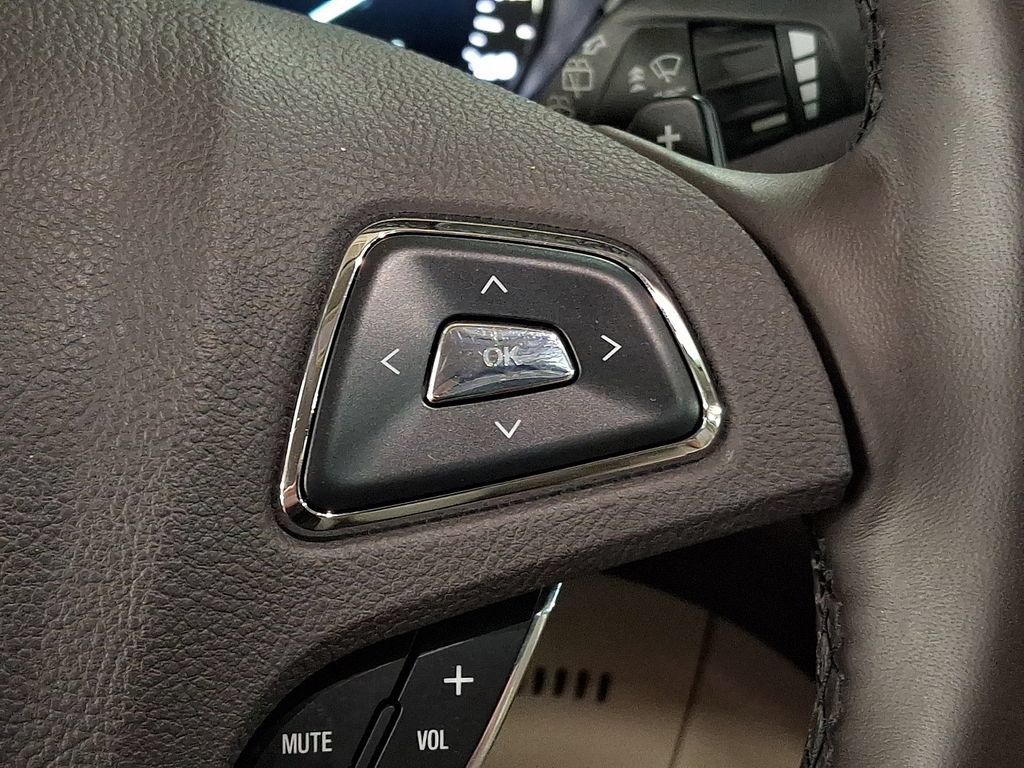 Used 2018 Lincoln MKC Reserve w/ Lincoln MKC Climate Package AWD/4WD image 18
