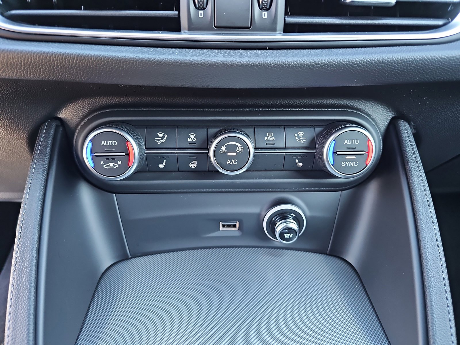 New 2025 Alfa Romeo Stelvio Sprint w/ Veloce Package image 22