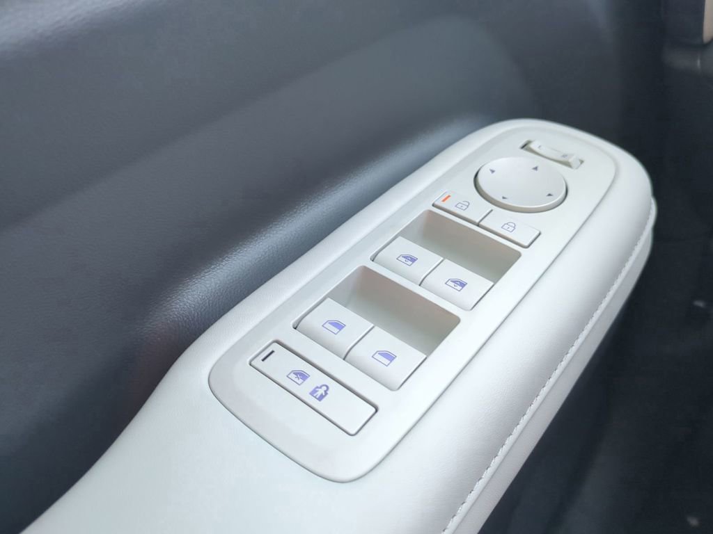 New 2026 Hyundai Santa Fe SEL FWD image 31