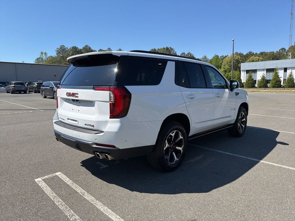 Used 2025 GMC Yukon AT4 w/ AT4 Premium Package AWD/4WD image 5