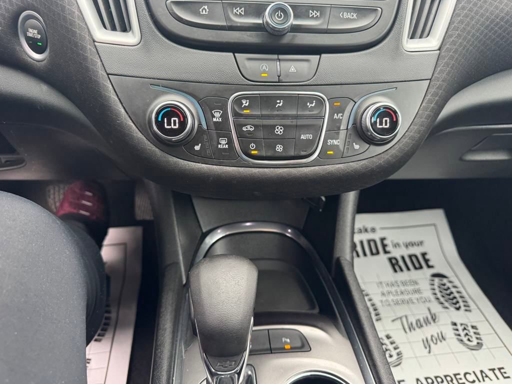 Used 2023 Chevrolet Malibu LT w/ Driver Confidence Package image 18