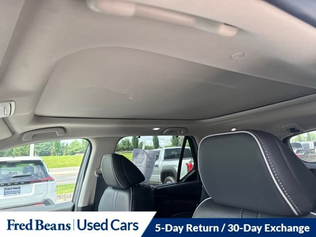 Used 2025 Honda Pilot Elite image 26