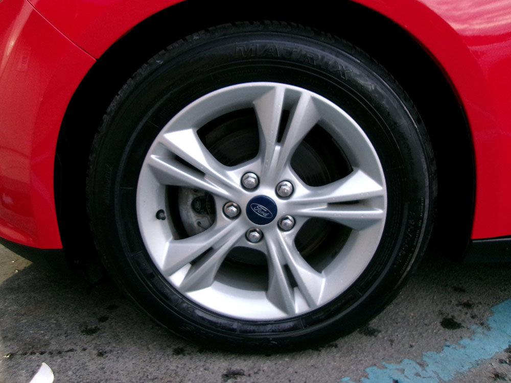 Used 2014 Ford Focus SE image 9