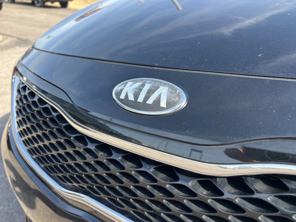 Used 2015 Kia Optima EX image 11