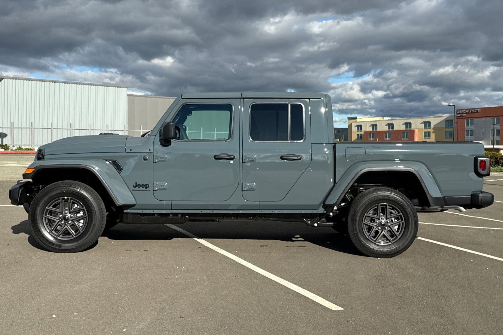 New 2026 Jeep Gladiator Sport image 6