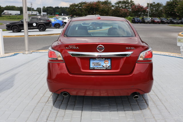 Used 2015 Nissan Altima 3.5 SL FWD image 4