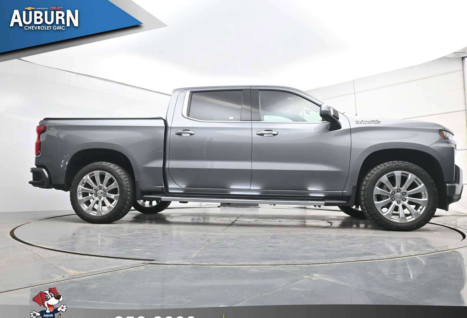 Used 2021 Chevrolet Silverado 1500 High Country w/ Technology Package image 23