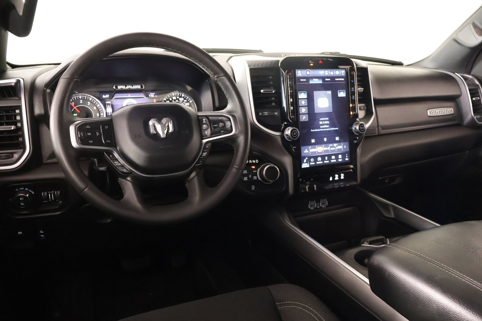 Used 2025 RAM 1500 Big Horn AWD/4WD image 2