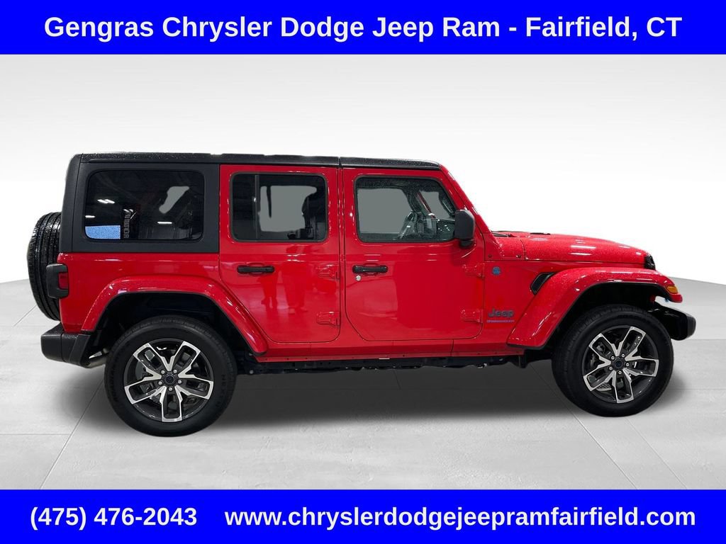 Used 2024 Jeep Wrangler Unlimited w/ Convenience Group AWD/4WD image 6