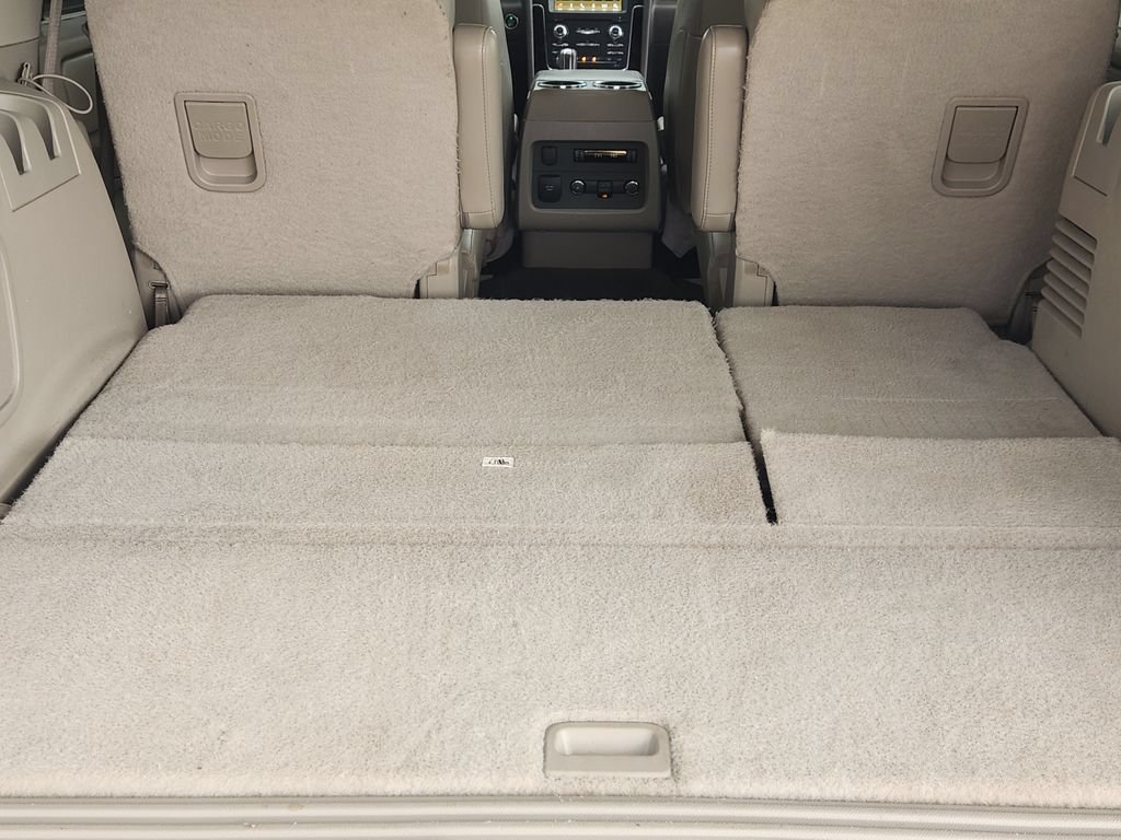 Used 2017 Lincoln Navigator Select RWD image 28