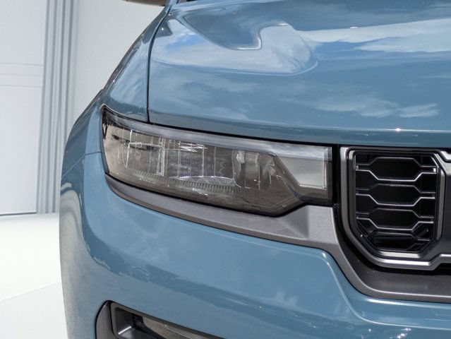 New 2026 Jeep Grand Cherokee Limited w/ Limited Altitude Package RWD image 9