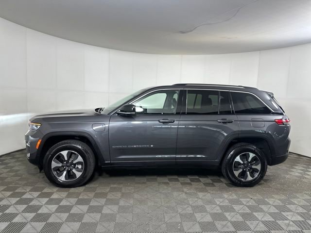 Used 2022 Jeep Grand Cherokee Limited 4xe image 6