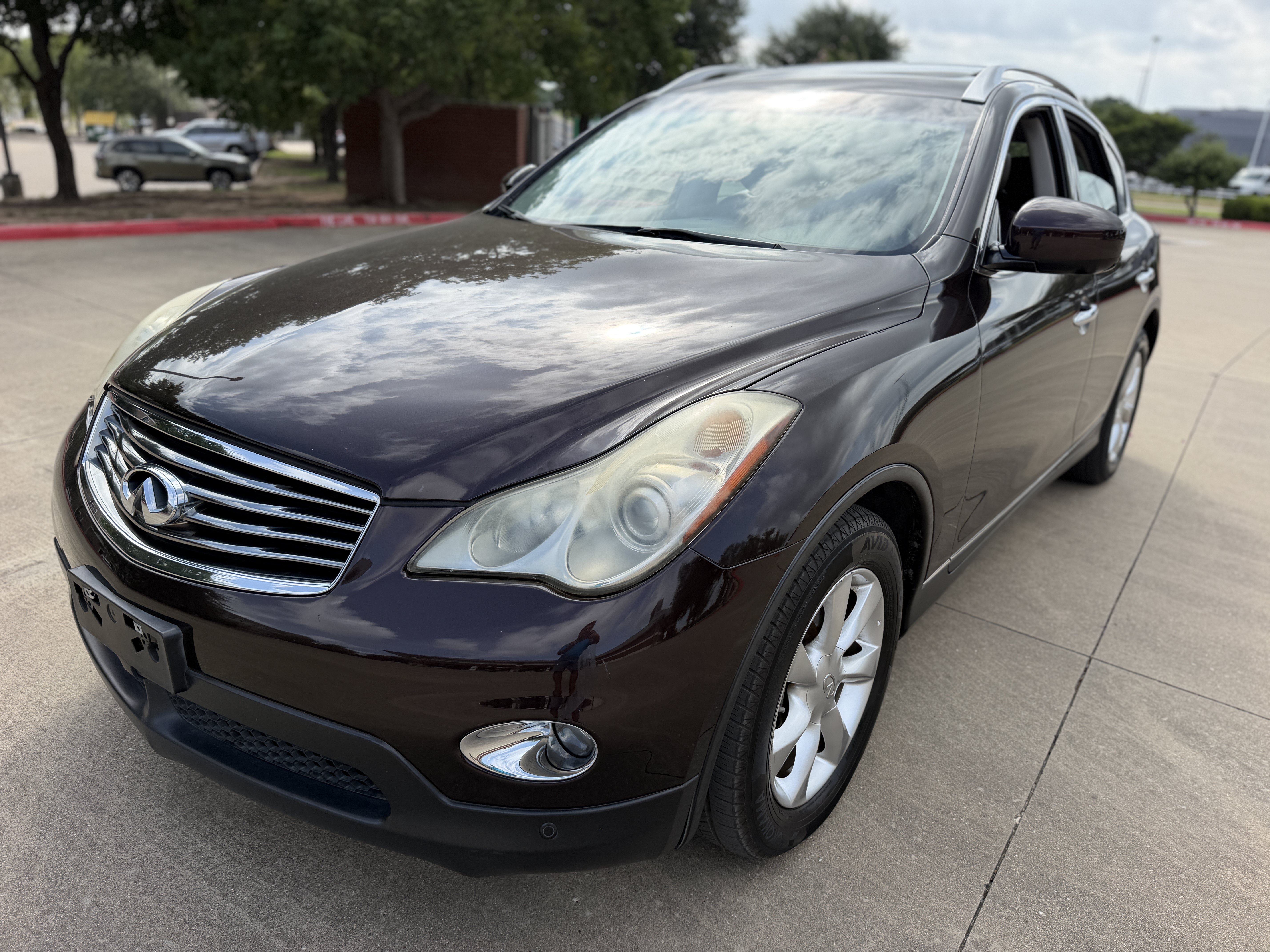Used 2010 INFINITI EX35 Journey RWD image 3