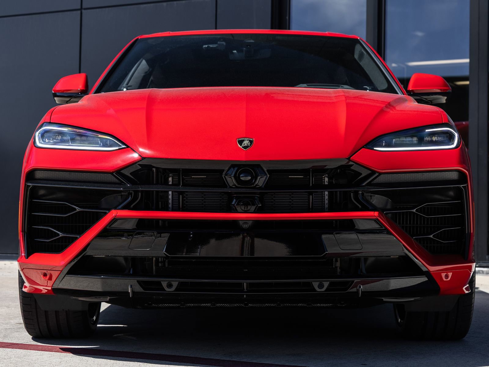 Used 2026 Lamborghini Urus SE image 4