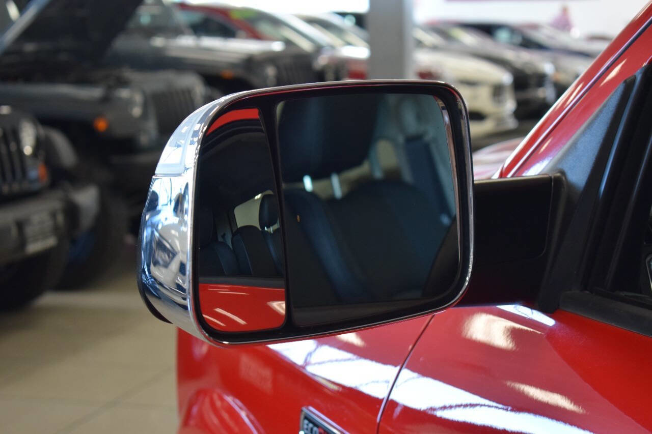 Used 2016 RAM 1500 Laramie w/ Convenience Group image 34