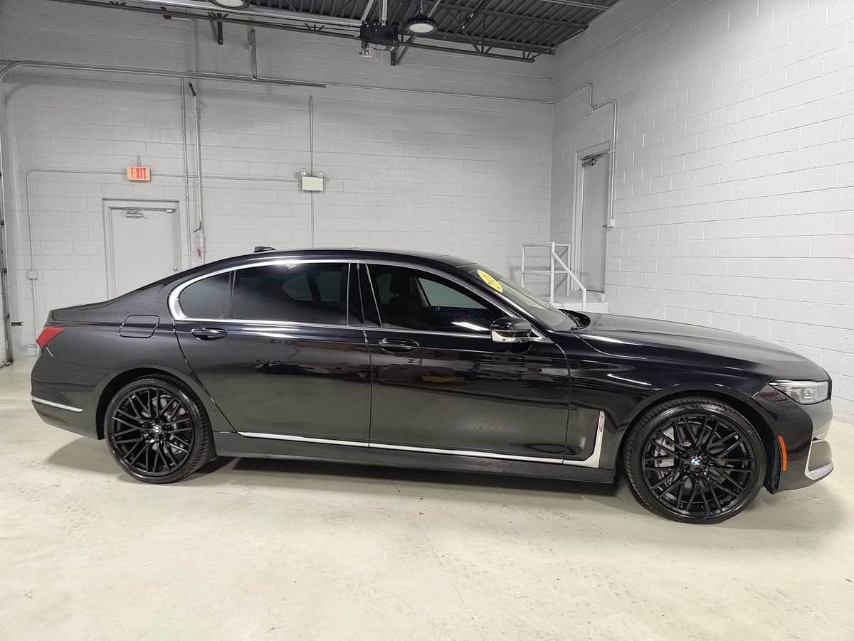 Used 2020 BMW 750i xDrive w/ Executive Package AWD/4WD image 5