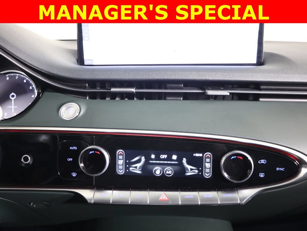 Used 2022 Genesis GV70 2.5T w/ Advanced Package AWD/4WD image 22