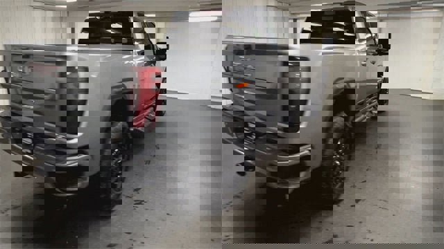 Certified 2024 GMC Sierra 2500 AT4 w/ Technology Package image 8