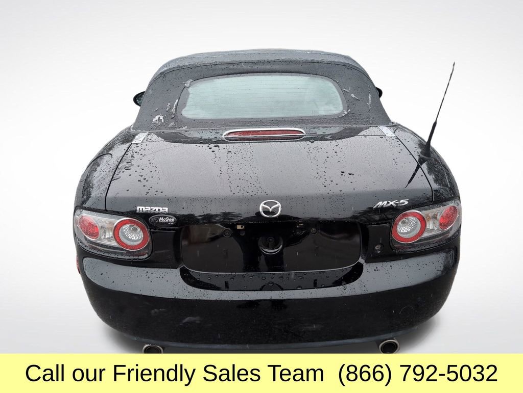 Used 2006 MAZDA MX-5 Miata Touring image 5