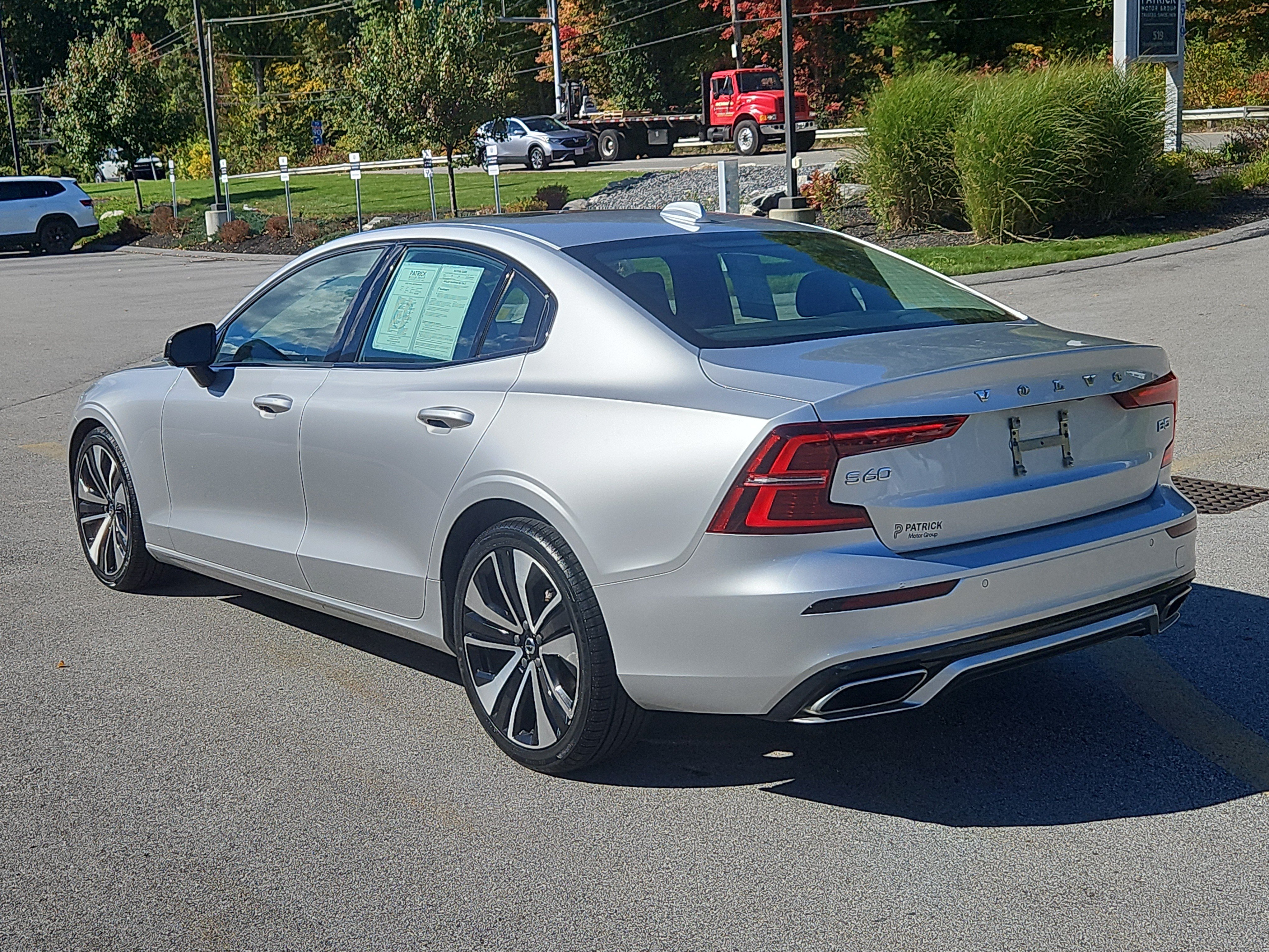 Used 2022 Volvo S60 B5 Momentum w/ Premium Package FWD image 25