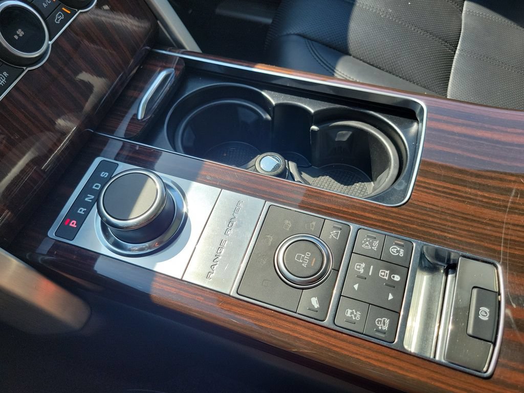 Used 2016 Land Rover Range Rover Supercharged AWD/4WD image 31