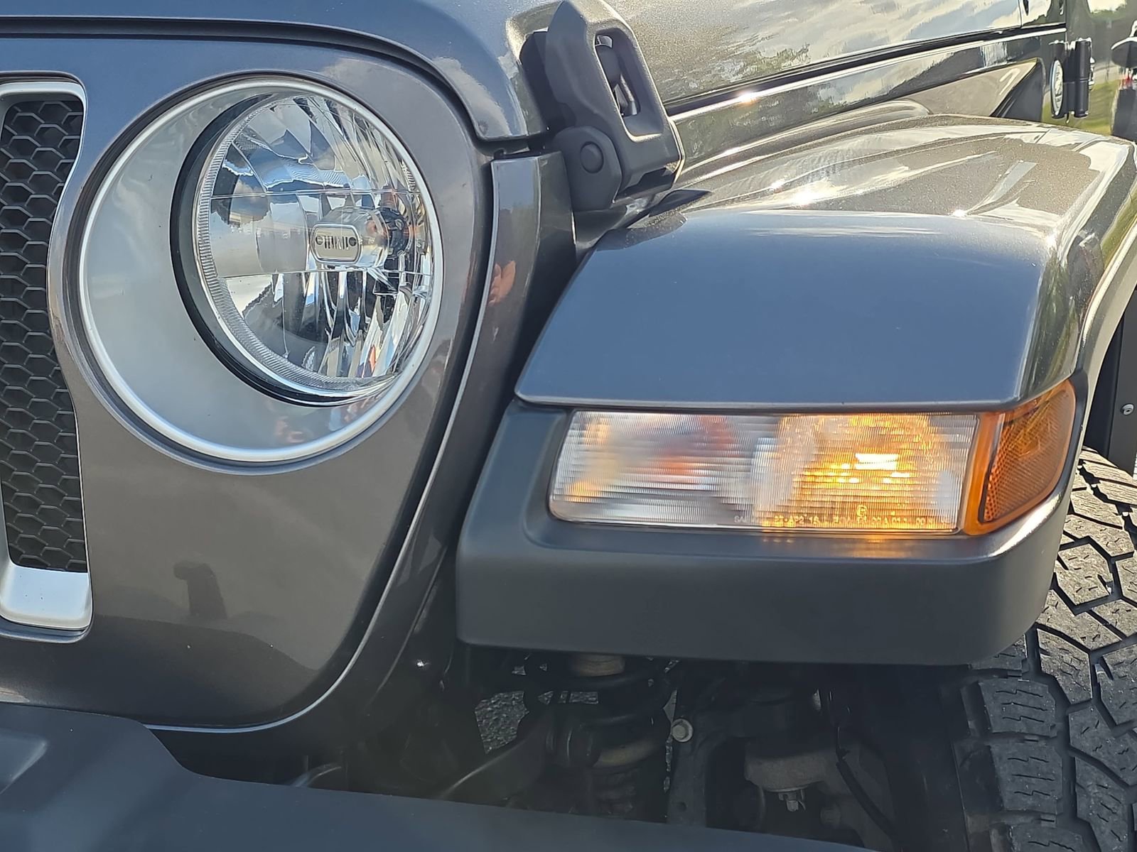 Used 2021 Jeep Wrangler Unlimited Sahara image 29