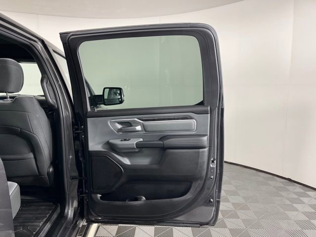 Used 2023 RAM 1500 Big Horn AWD/4WD image 40