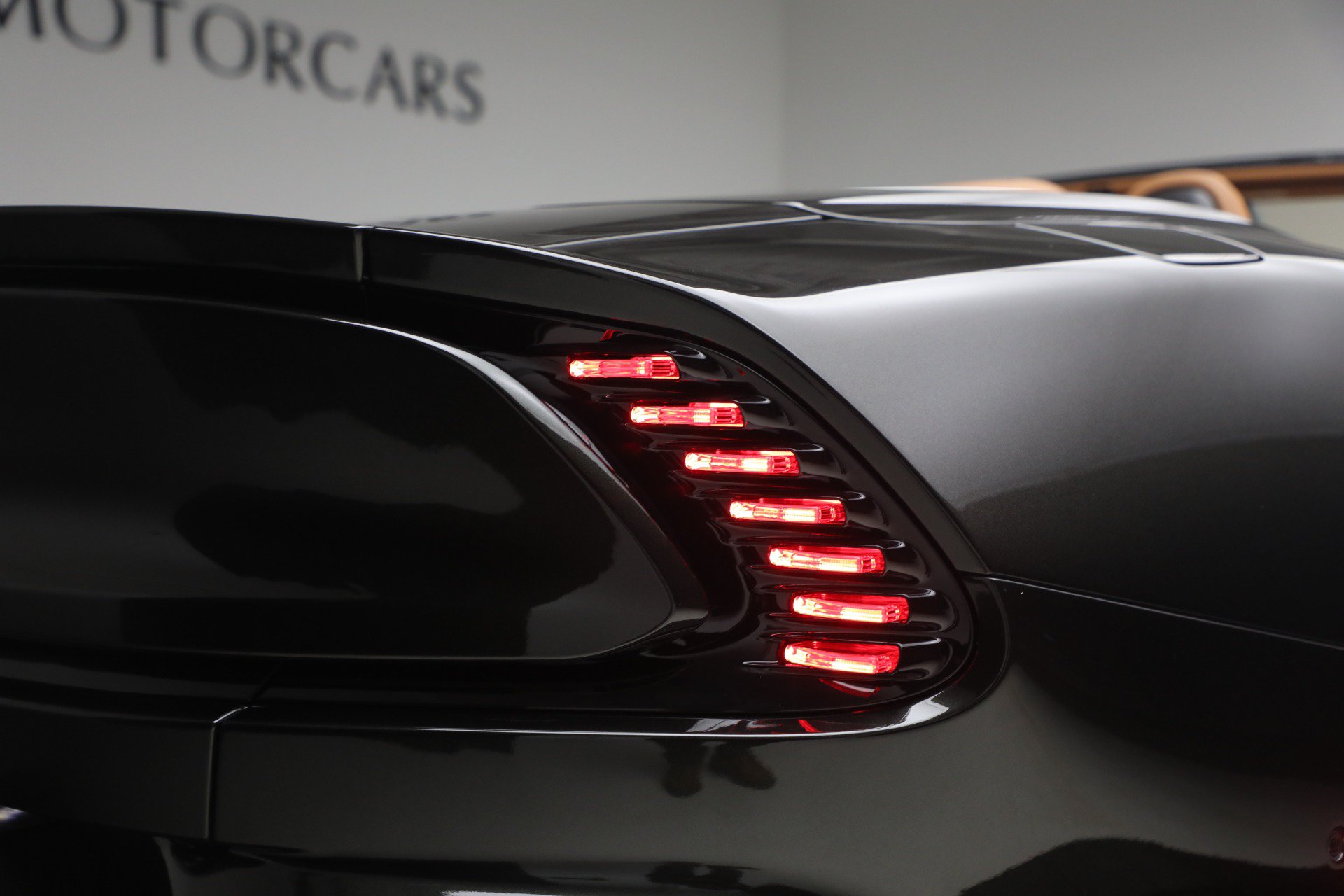 New 2026 Aston Martin Vanquish Convertible RWD image 41