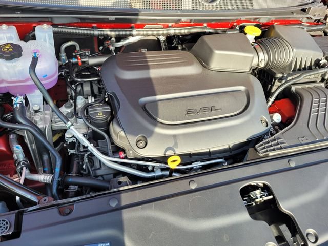 Used 2026 Chrysler Pacifica Select image 19