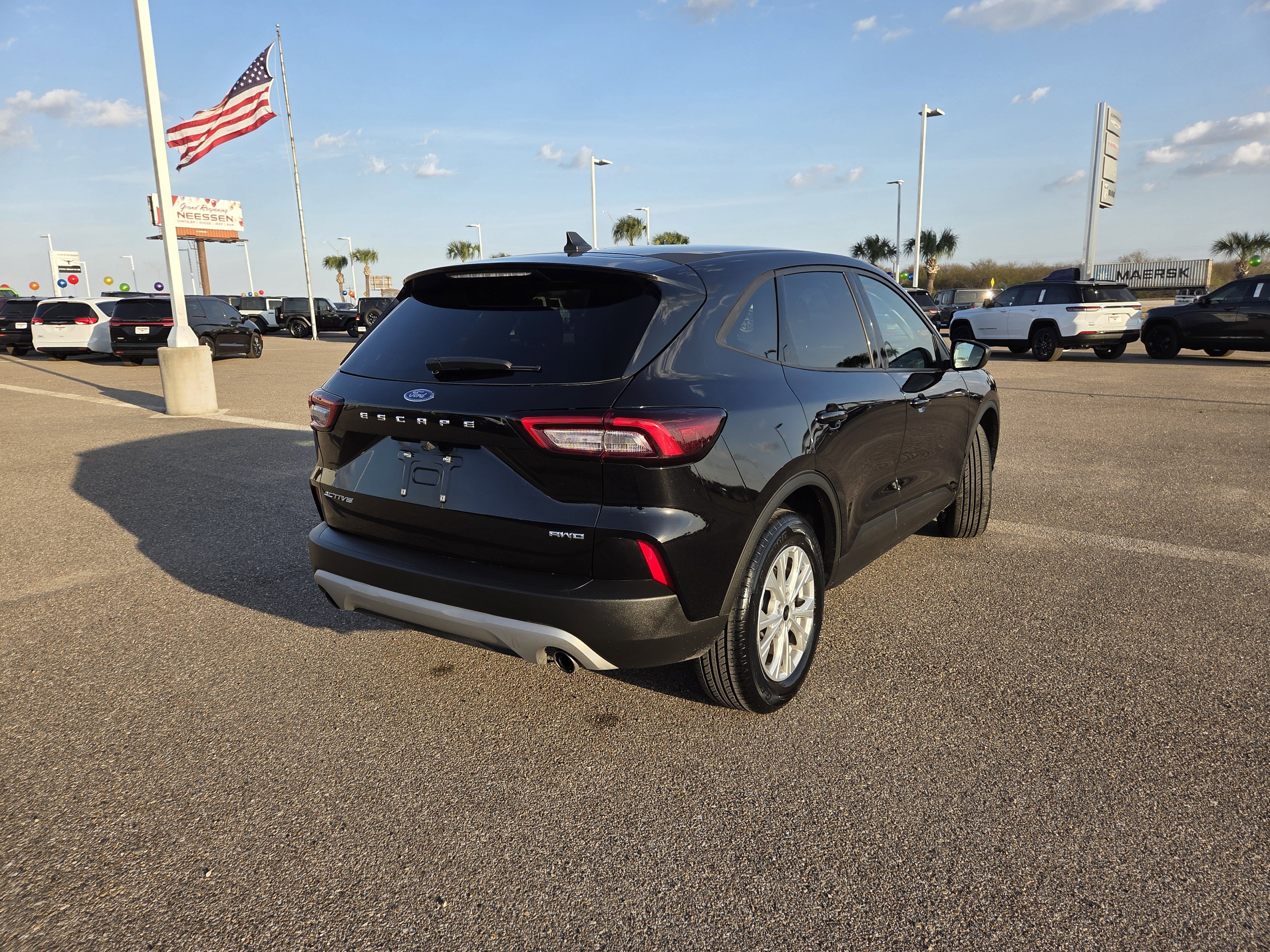 Used 2025 Ford Escape Active image 7