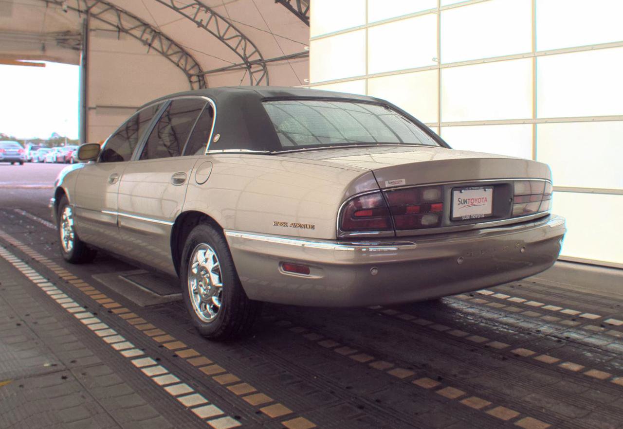 Used 2003 Buick Park Avenue w/ 1SE Package FWD image 6
