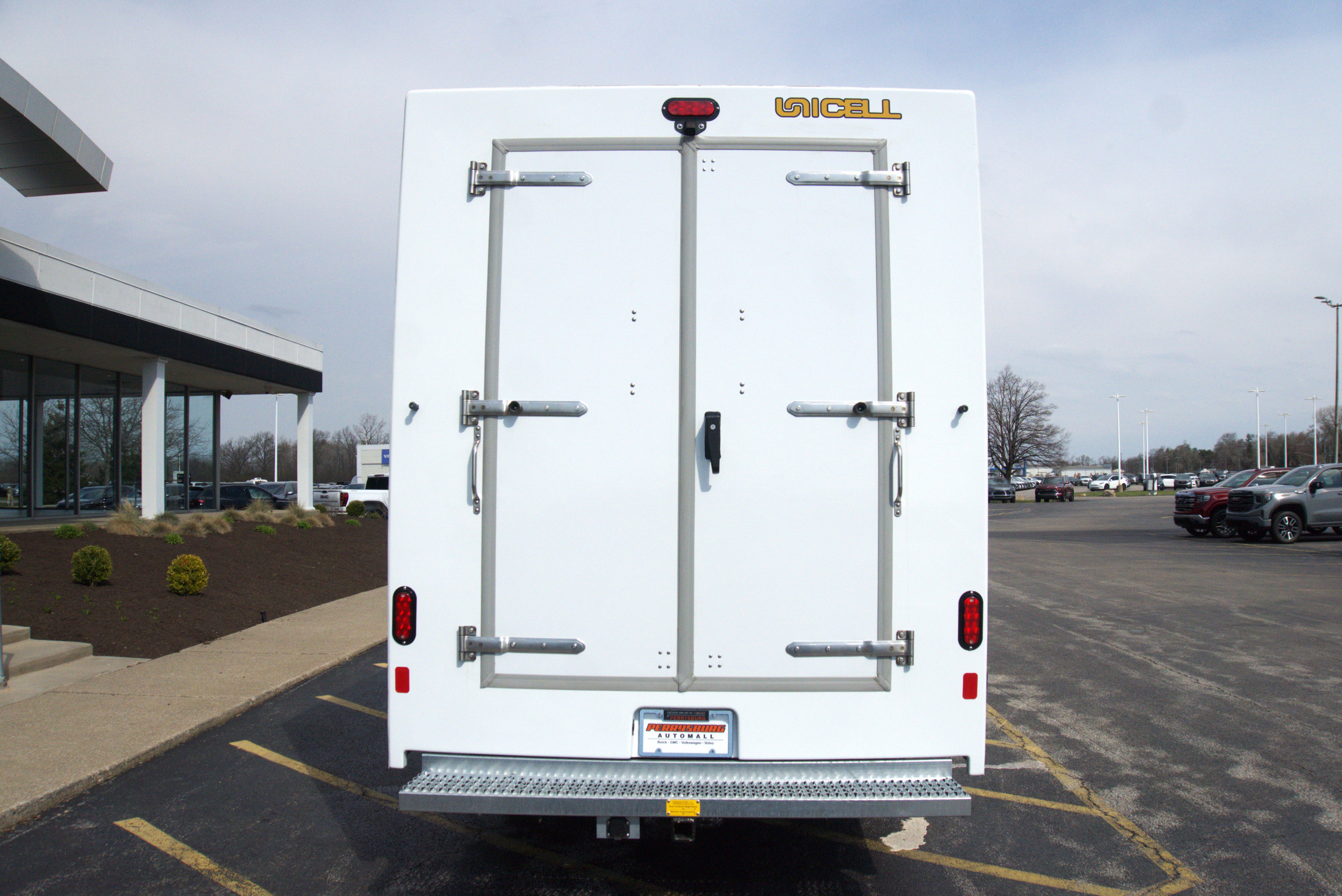 New 2025 GMC Savana 3500 w/ Power Convenience Package image 6