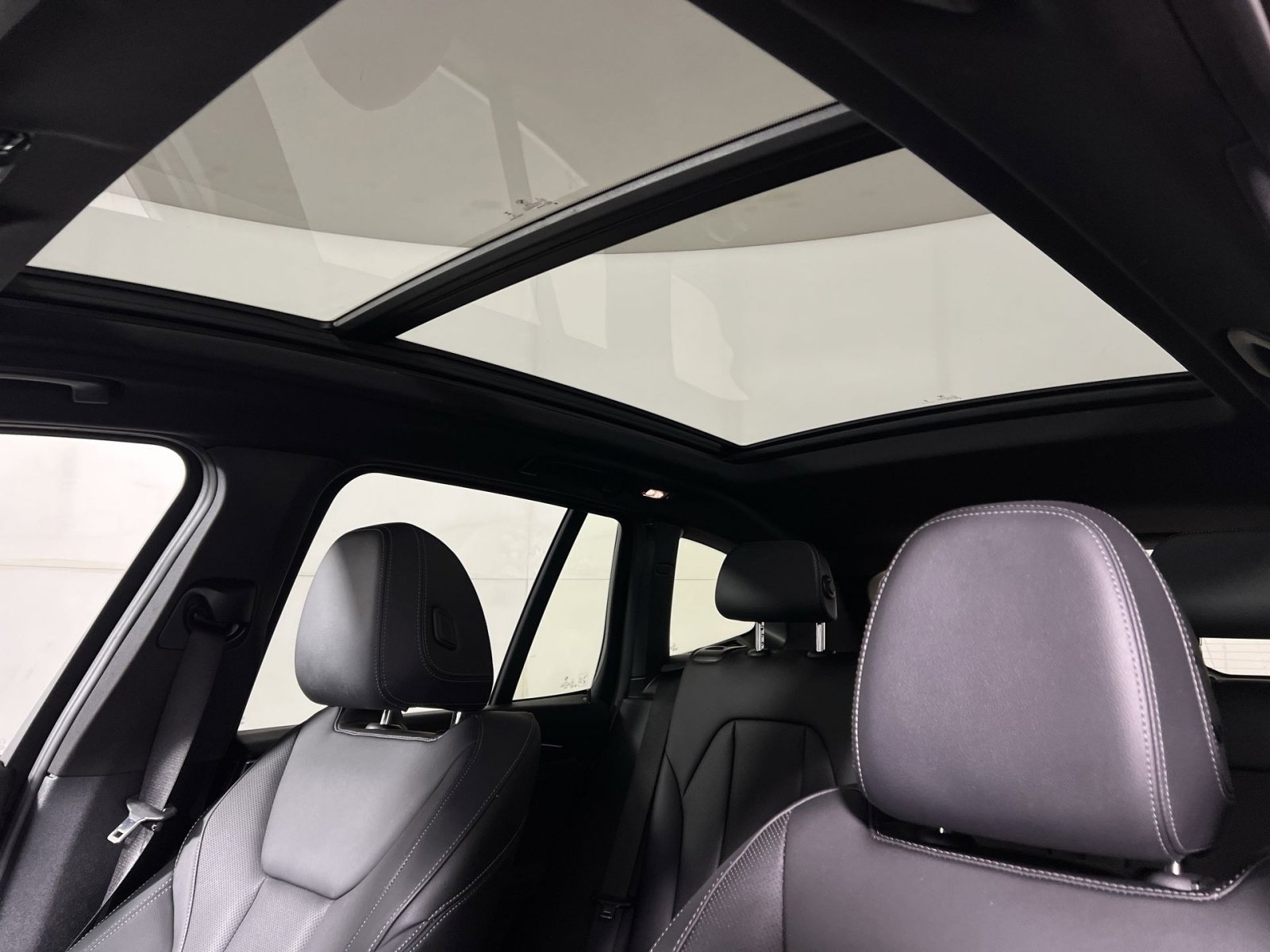 Used 2024 BMW X3 xDrive30i image 24