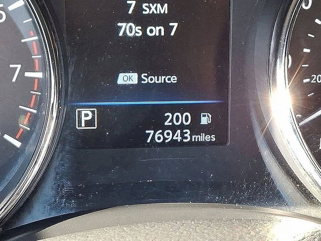 Used 2022 Nissan Rogue Sport S image 14